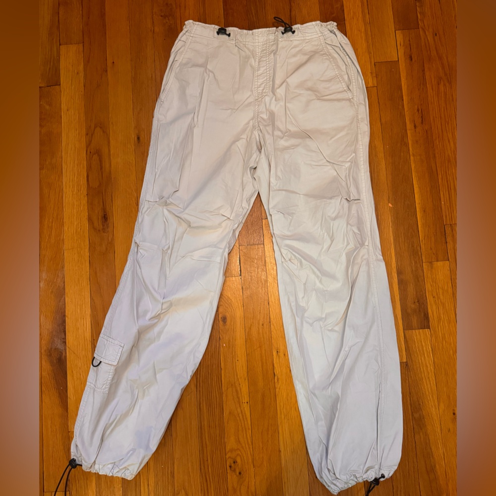GARAGE ajustable cream cargo pants